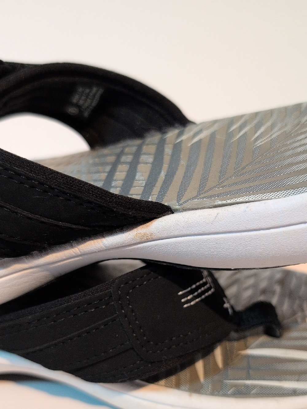 Flip Flops - Picture 4 of 8
